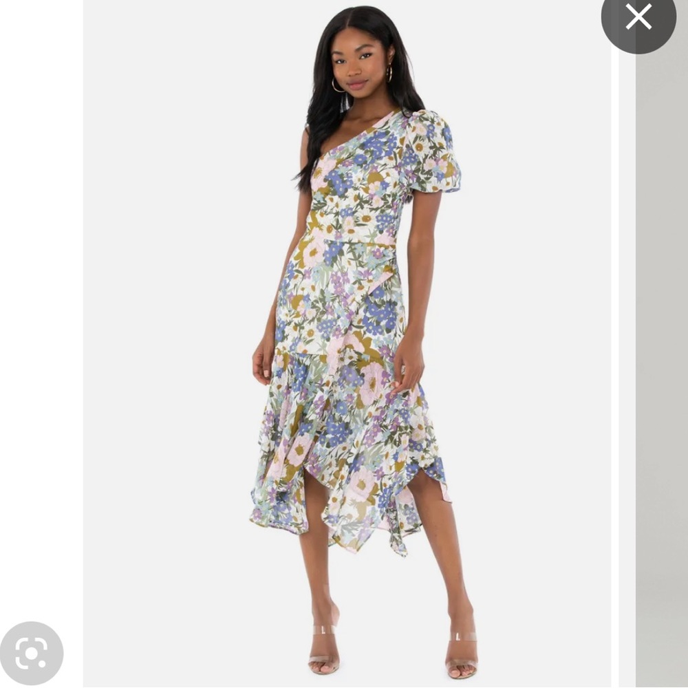 ASTR the Label Santorini Dress in Off White Retro Floral